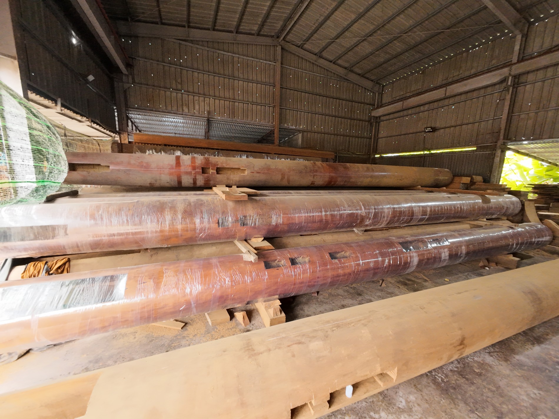 Cột gỗ nhà thờ trung thành